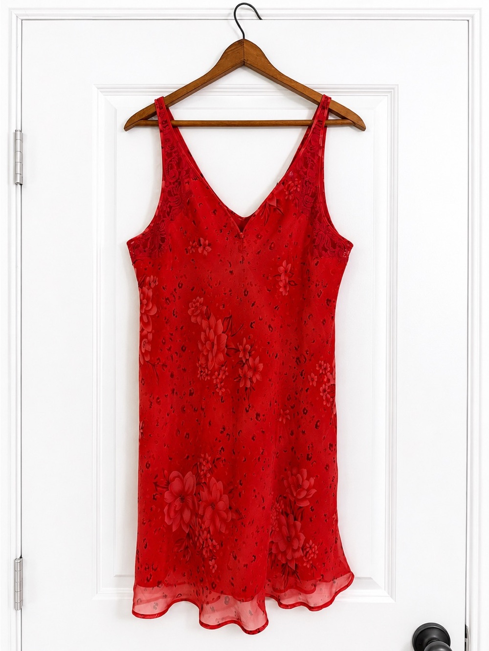 Vintage Y2K Lord & Taylor Red Floral Lace Trim Slip Dress Chemise Nightgown Med